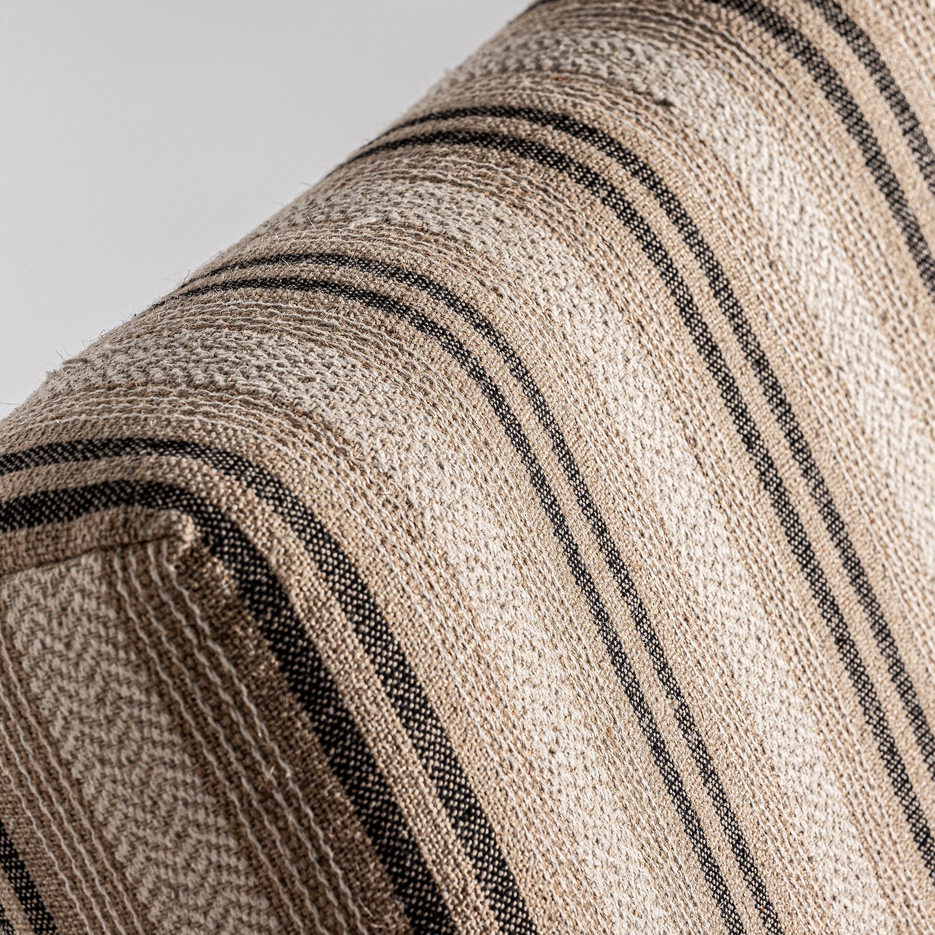 NUK ARMCHAIR